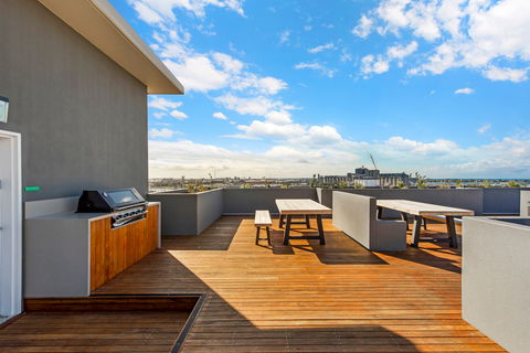 Astra Apartments Newcastle - Accommodation Coffs Harbour 0