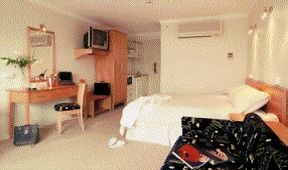 Astor Metropole & Apartment - Accommodation Coffs Harbour 0