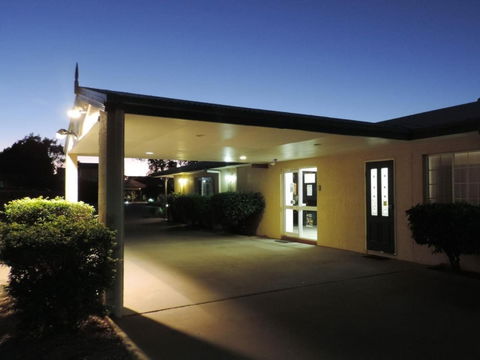 Outback Motel - Accommodation Coffs Harbour 0
