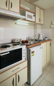 Astor Metropole & Apartment - Accommodation Coffs Harbour 1