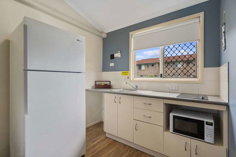 Caboolture Central Motor Inn, SureStay Collection - Accommodation Coffs Harbour 8