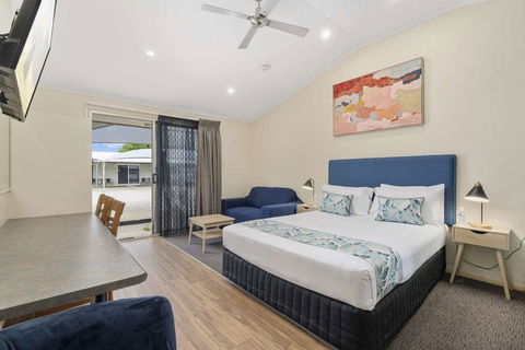 Caboolture Central Motor Inn, SureStay Collection - Accommodation Coffs Harbour 10