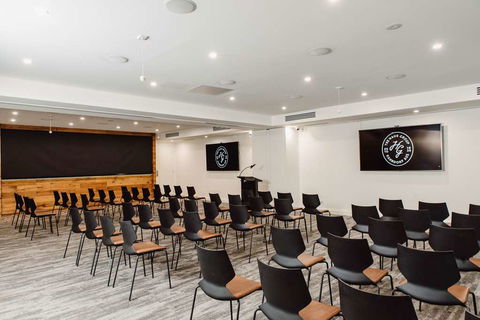 The Lodge by Haus - Accommodation Coffs Harbour 9