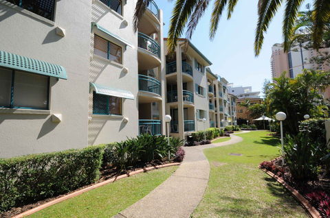 Aruba Beach Resort - Accommodation Coffs Harbour 0