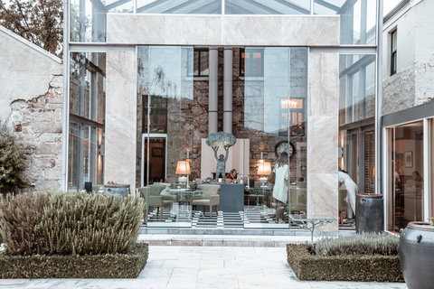 Islington Hotel - Accommodation Coffs Harbour 2