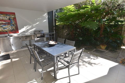 East On Byron - Accommodation Coffs Harbour 2