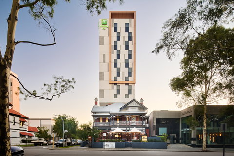 Holiday Inn West Perth - Accommodation Coffs Harbour 1