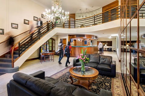 Adelaide Inn - Accommodation Coffs Harbour 1