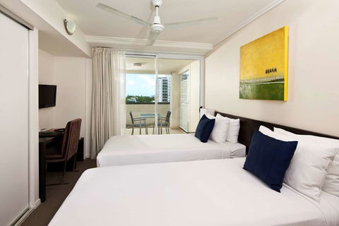 Cairns Central Plaza Apartment - Accommodation Coffs Harbour 2