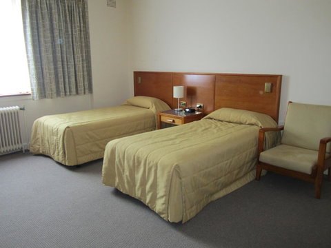 University House - ANU - Accommodation Coffs Harbour 29