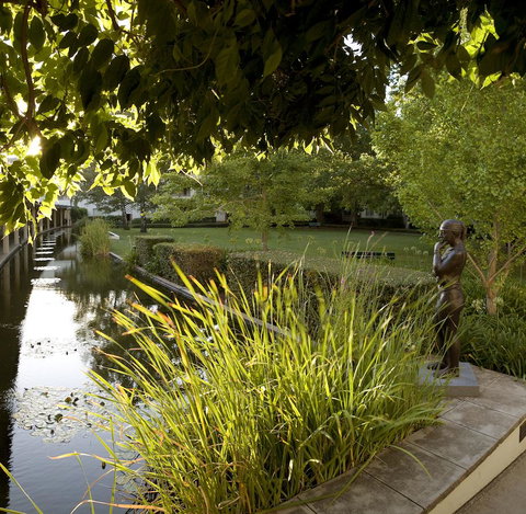 University House - ANU - Accommodation Coffs Harbour 6