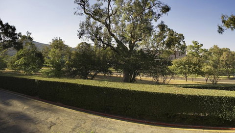 University House - ANU - Accommodation Coffs Harbour 21