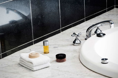 Hyatt Hotel Canberra - A Park Hyatt Hotel - Accommodation Coffs Harbour 42