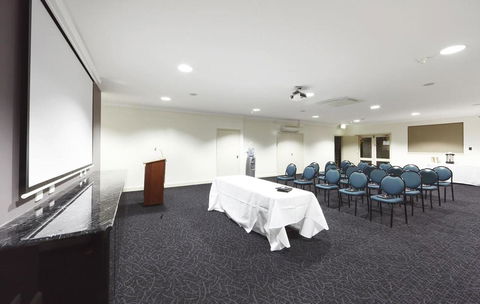 Ibis Styles Canberra - Accommodation Coffs Harbour 20