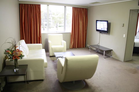 Pavilion On Northbourne - Accommodation Coffs Harbour 5