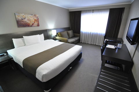 Pavilion On Northbourne - Accommodation Coffs Harbour 4