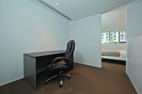 Realm Park 39 Barton ACT - Accommodation Coffs Harbour 17