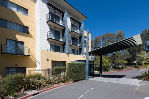The Woden Hotel - Accommodation Coffs Harbour 1