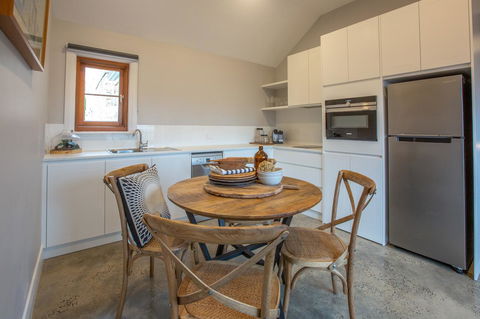 Lucy's Cottage - Accommodation Coffs Harbour 10