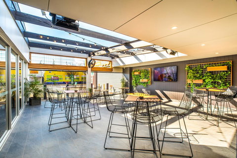 Nightcap At Finsbury Hotel - Accommodation Coffs Harbour 8