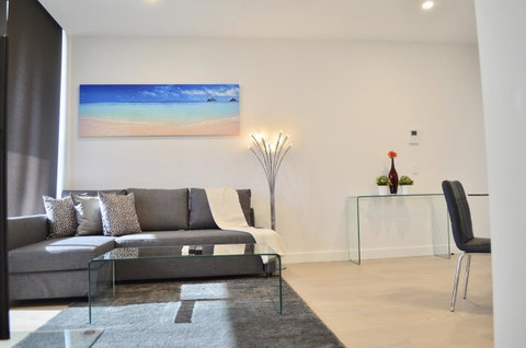 Whitmore SQ - Accommodation Coffs Harbour 3