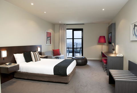 Mantra Hindmarsh Square - Accommodation Coffs Harbour 11