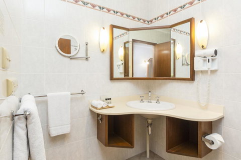Adelaide Inn - Accommodation Coffs Harbour 11