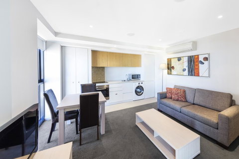 IStay Precinct Adelaide - Accommodation Coffs Harbour 13