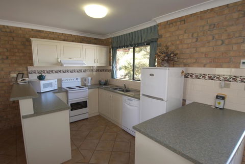 Acacia Apartments - Accommodation Coffs Harbour 6