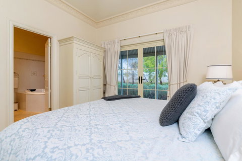 Barossa Vineyard Cottages - Accommodation Coffs Harbour 14