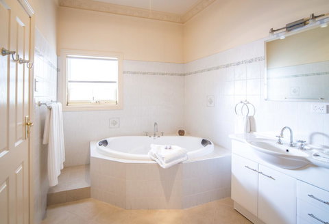 Barossa Vineyard Cottages - Accommodation Coffs Harbour 33