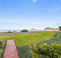 Franklin Beachfront Apartments - Accommodation Coffs Harbour