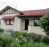 Mataro Cottage - Accommodation Coffs Harbour