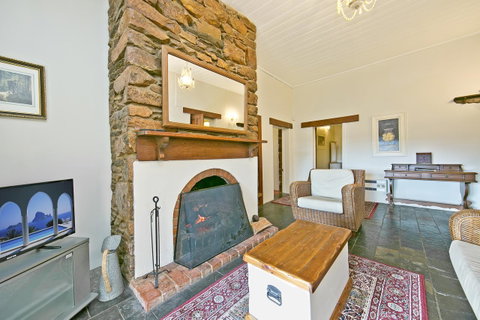 Vineyard Cottage BnB - Accommodation Coffs Harbour 14