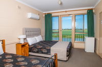 Book Tailem Bend Accommodation Vacations Accommodation Coffs Harbour Accommodation Coffs Harbour