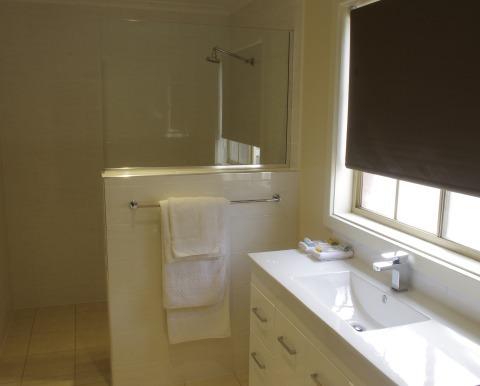 Clare Central - Accommodation Coffs Harbour 27
