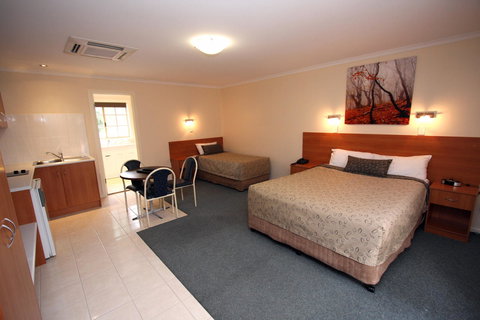 Clare Central - Accommodation Coffs Harbour 18