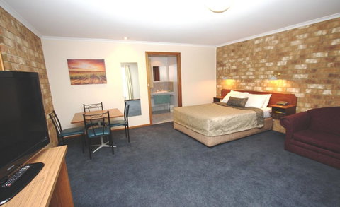 Clare Central - Accommodation Coffs Harbour 24