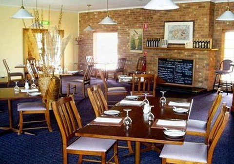 Clare Central - Accommodation Coffs Harbour 43