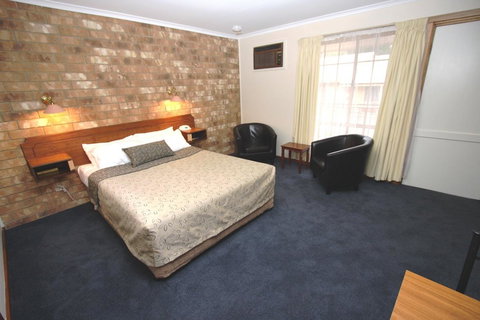 Clare Central - Accommodation Coffs Harbour 41