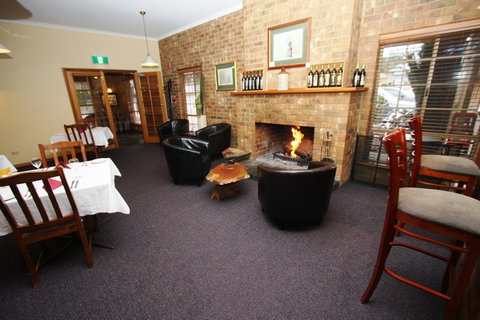 Clare Central - Accommodation Coffs Harbour 25