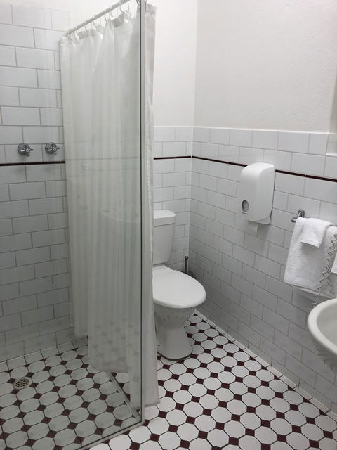 Adelaide Airport Motel - Accommodation Coffs Harbour 2