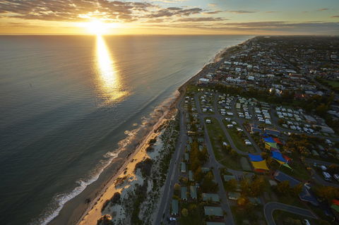 Discovery Parks - West Beach Parks - Accommodation Coffs Harbour 2
