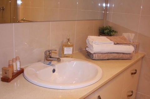 C And C Tanunda - Accommodation Coffs Harbour 7