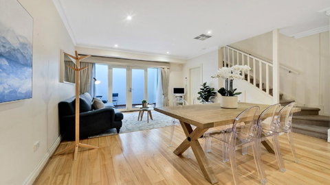 GOUGER 265 - Accommodation Coffs Harbour 0