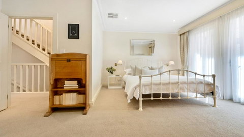 GOUGER 265 - Accommodation Coffs Harbour 8