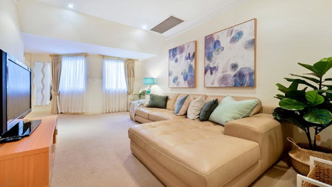 GOUGER 265 - Accommodation Coffs Harbour 16