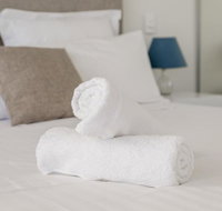 Ther-Rich Elegant 1BR Apartment in Walkerville - Accommodation Coffs Harbour