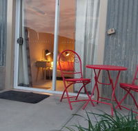 Desert Gum Retreat Gough St - Accommodation Coffs Harbour