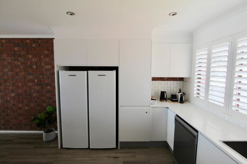 Southern Sands\' Beachfront Apartment - Accommodation Coffs Harbour 9